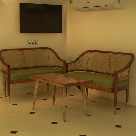 The Lavish Stay Varanasi Eksteriør bilde