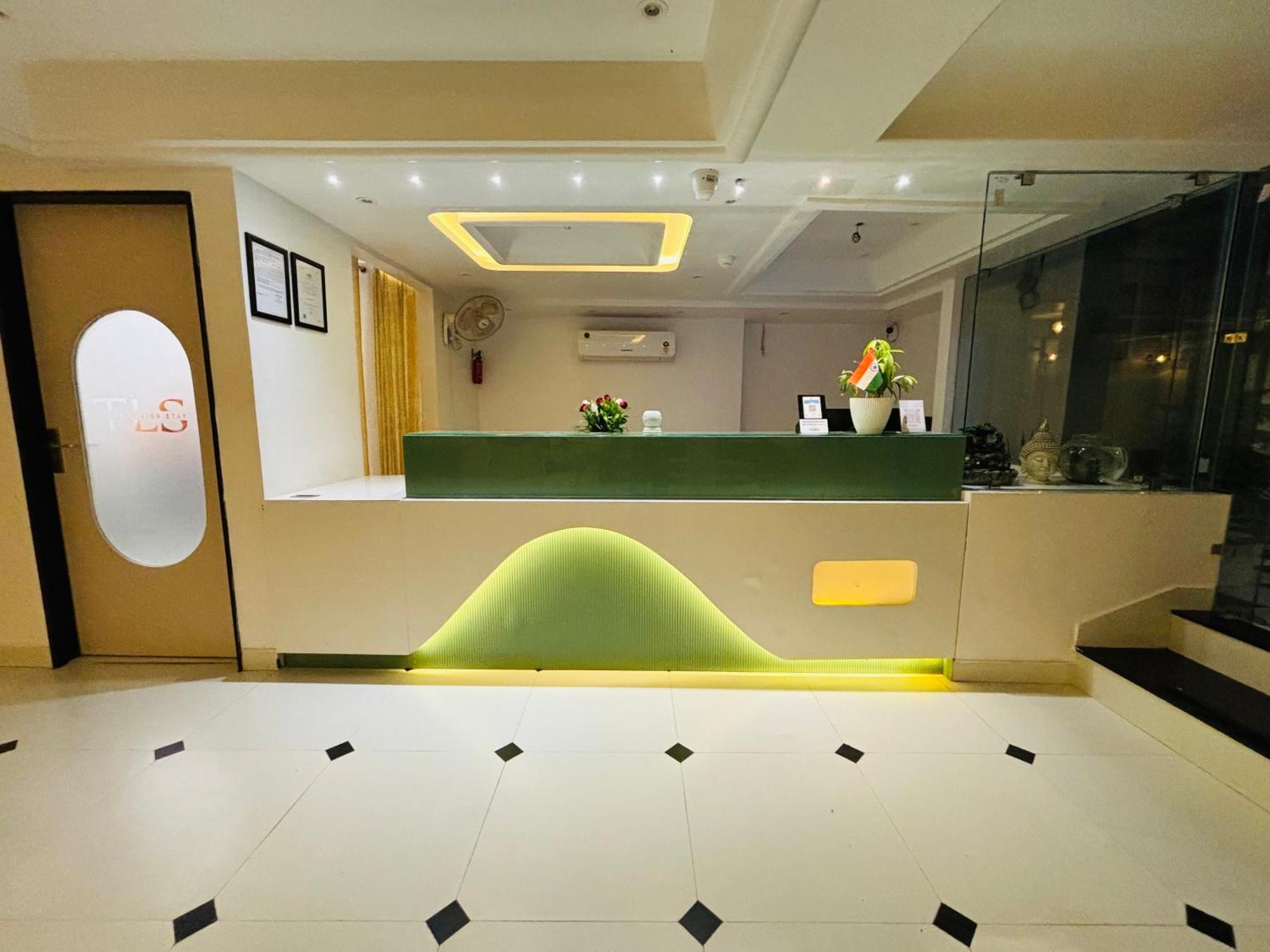 The Lavish Stay Varanasi Eksteriør bilde