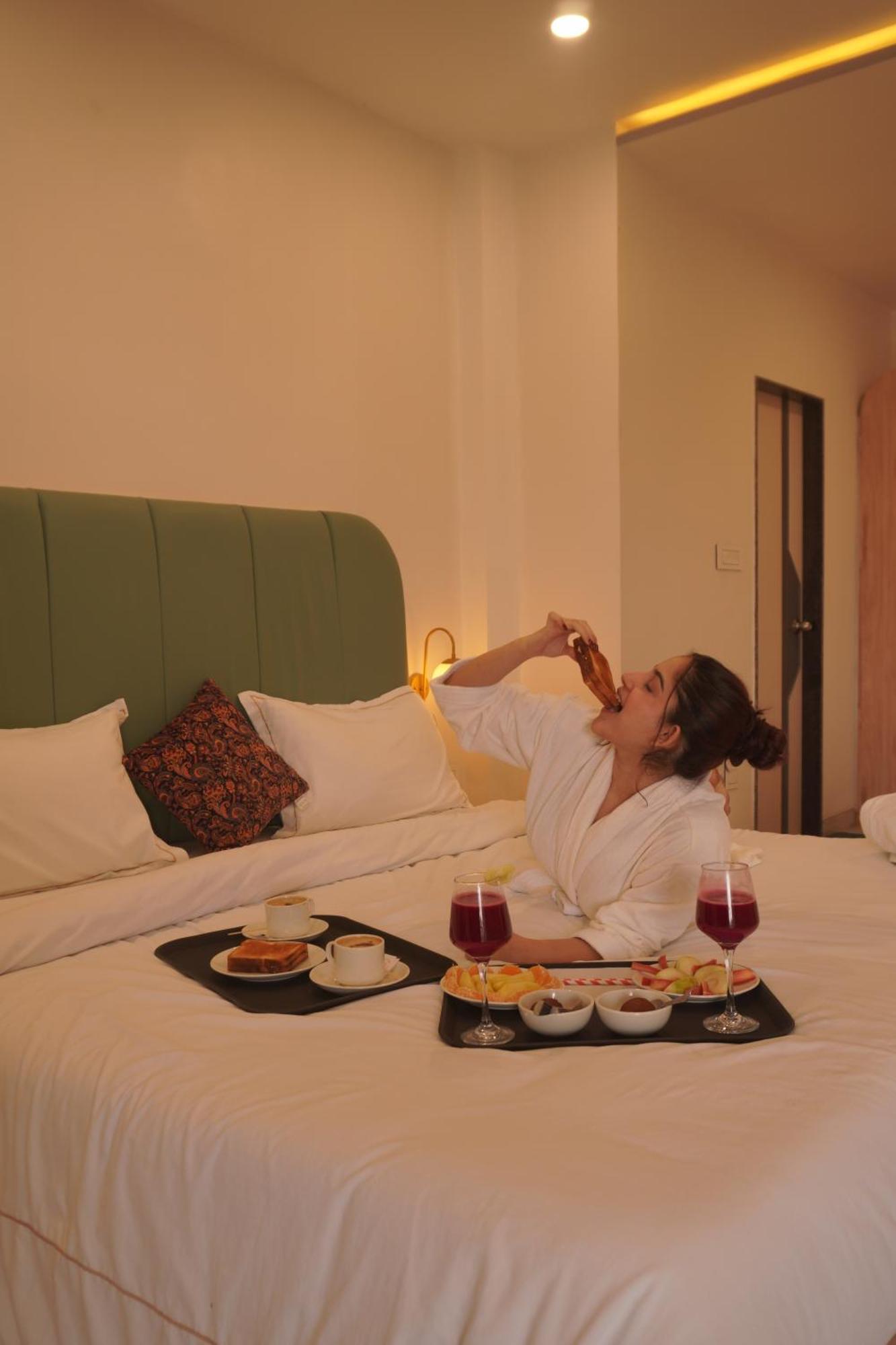The Lavish Stay Varanasi Eksteriør bilde