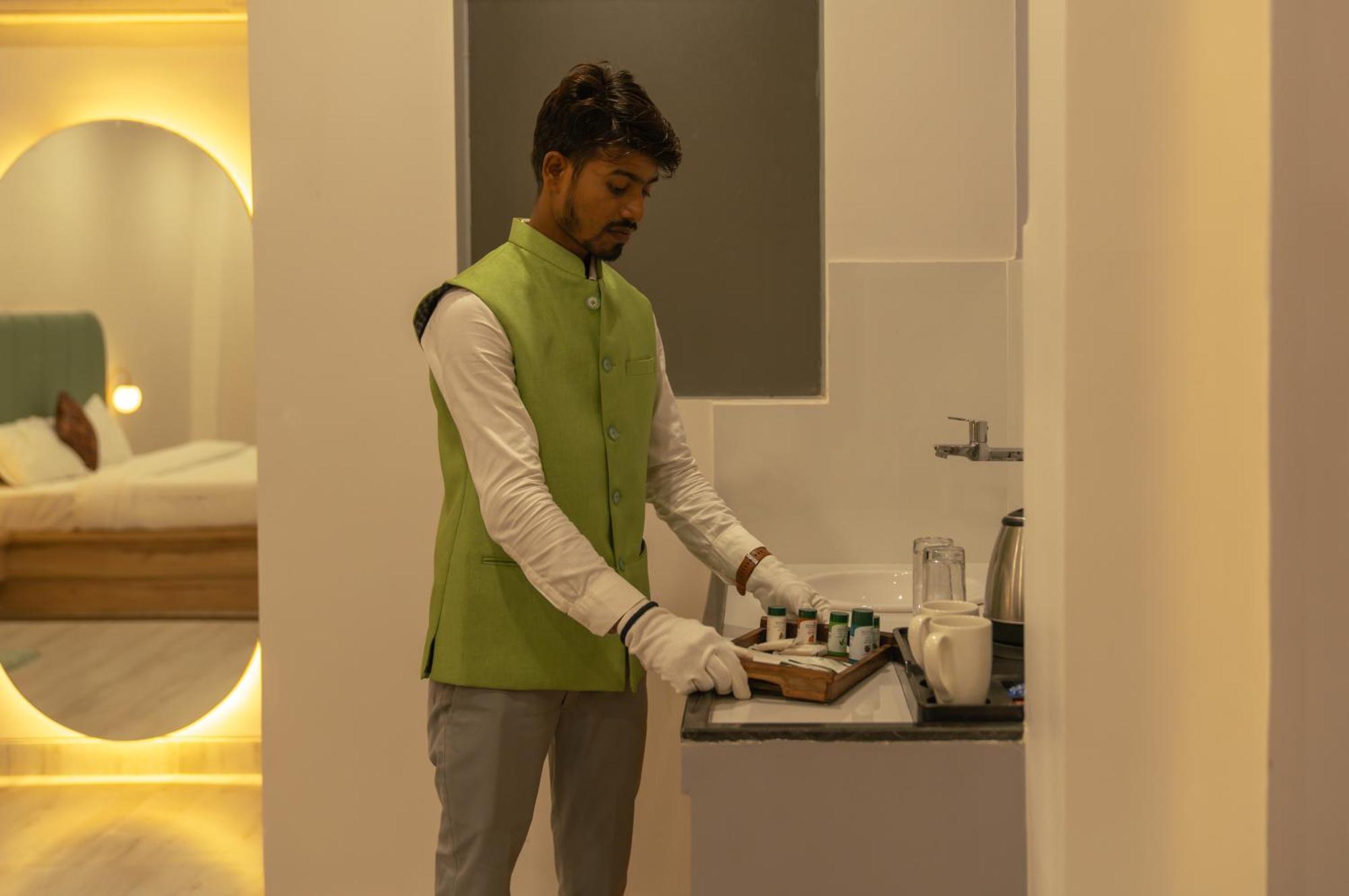 The Lavish Stay Varanasi Eksteriør bilde