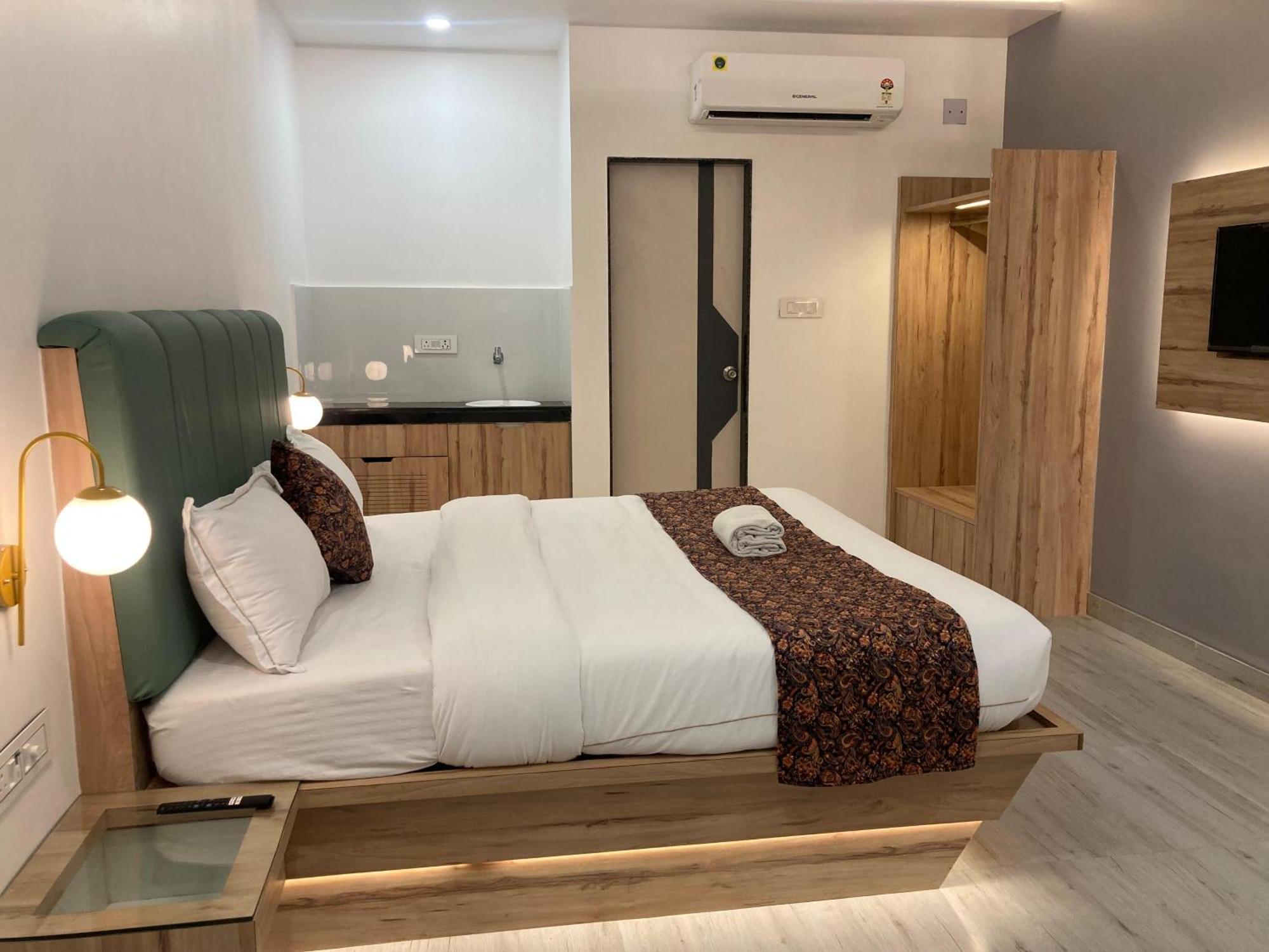 The Lavish Stay Varanasi Eksteriør bilde