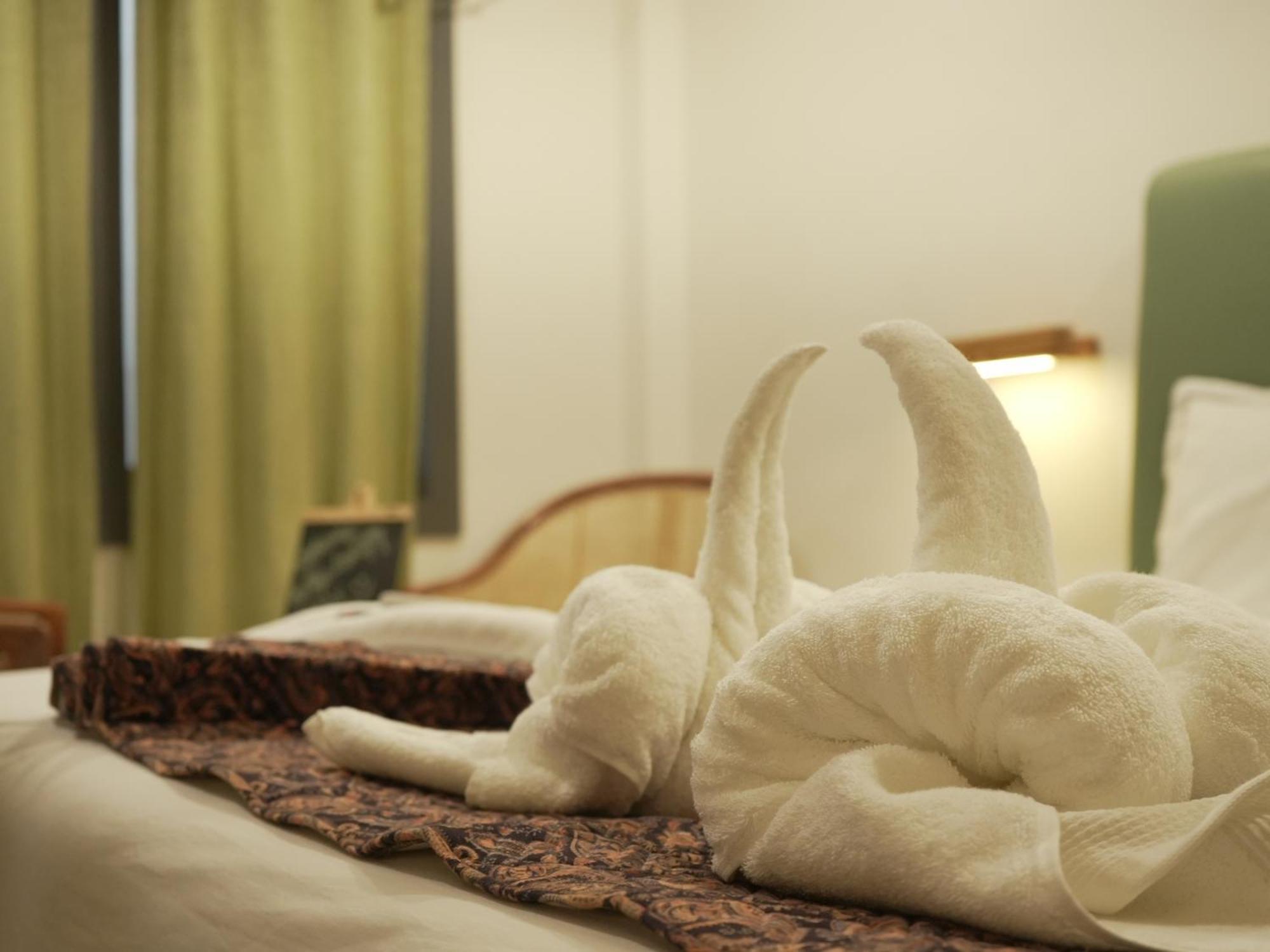 The Lavish Stay Varanasi Eksteriør bilde